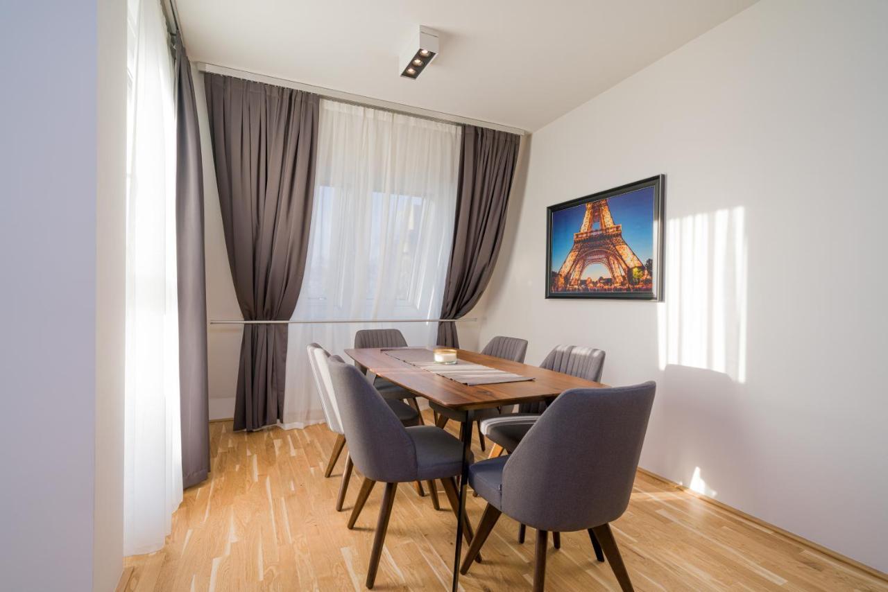 Myapartments Vienna Exterior photo A dining room