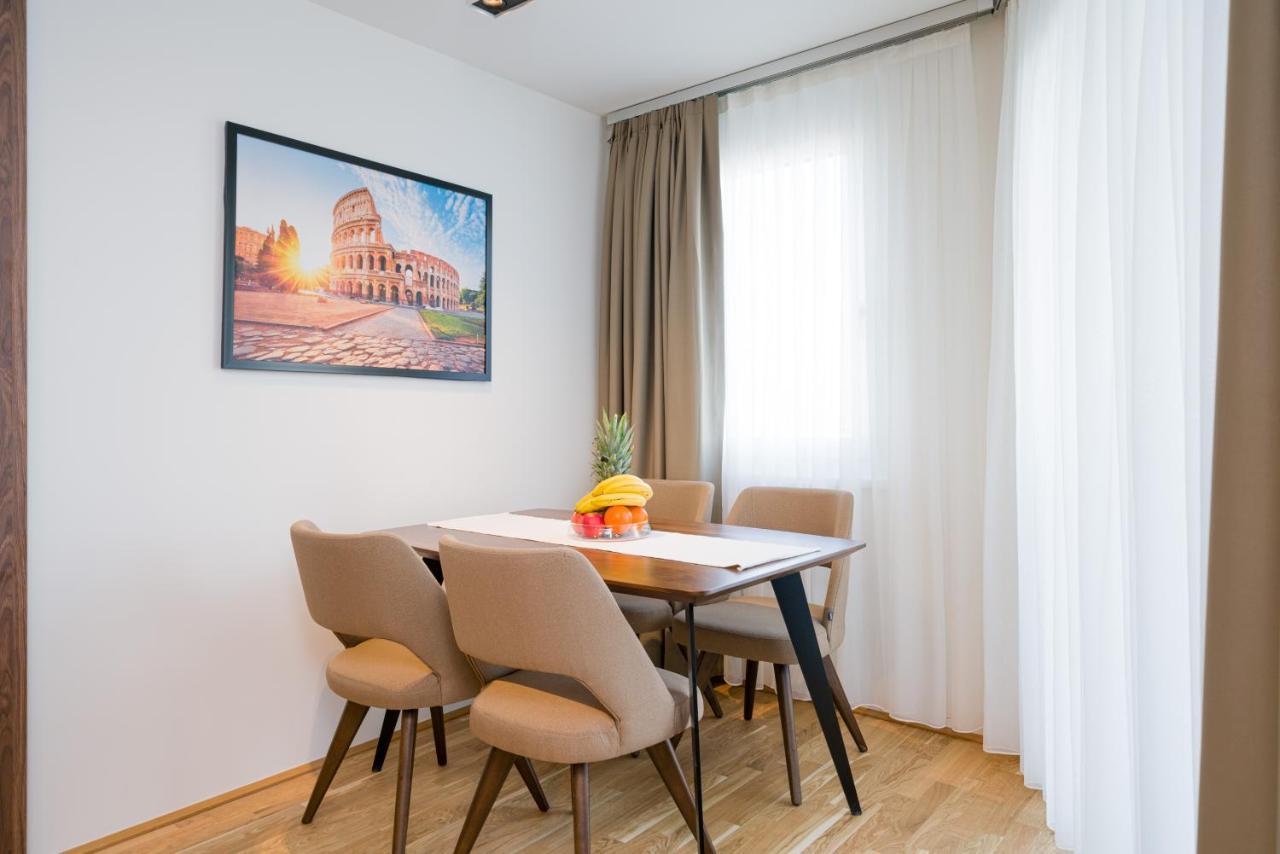 Myapartments Vienna Exterior photo A dining room